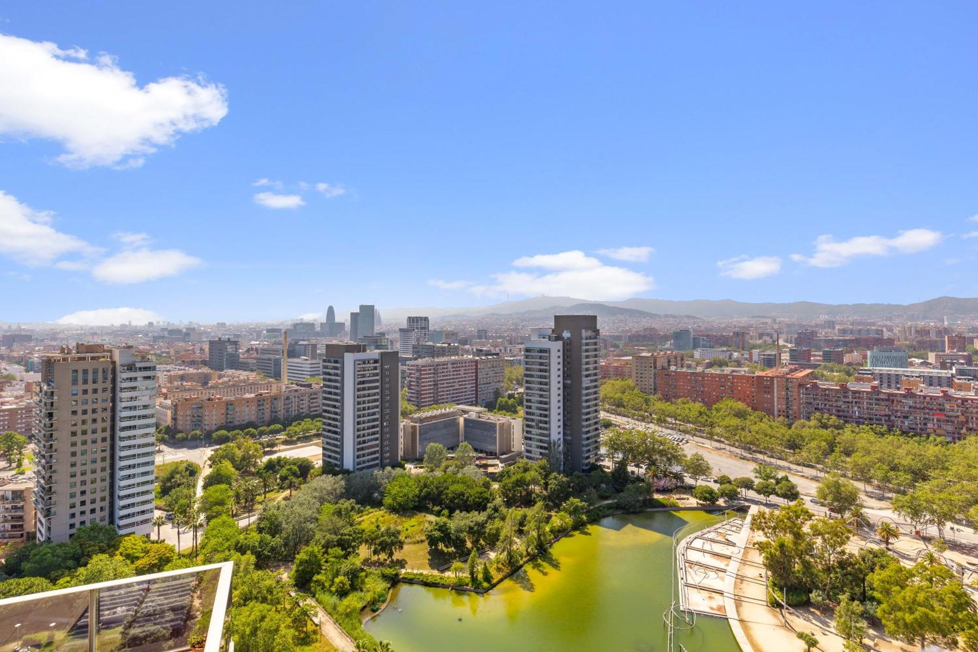 Appartamento Penthouse Duplex With Epic Views *