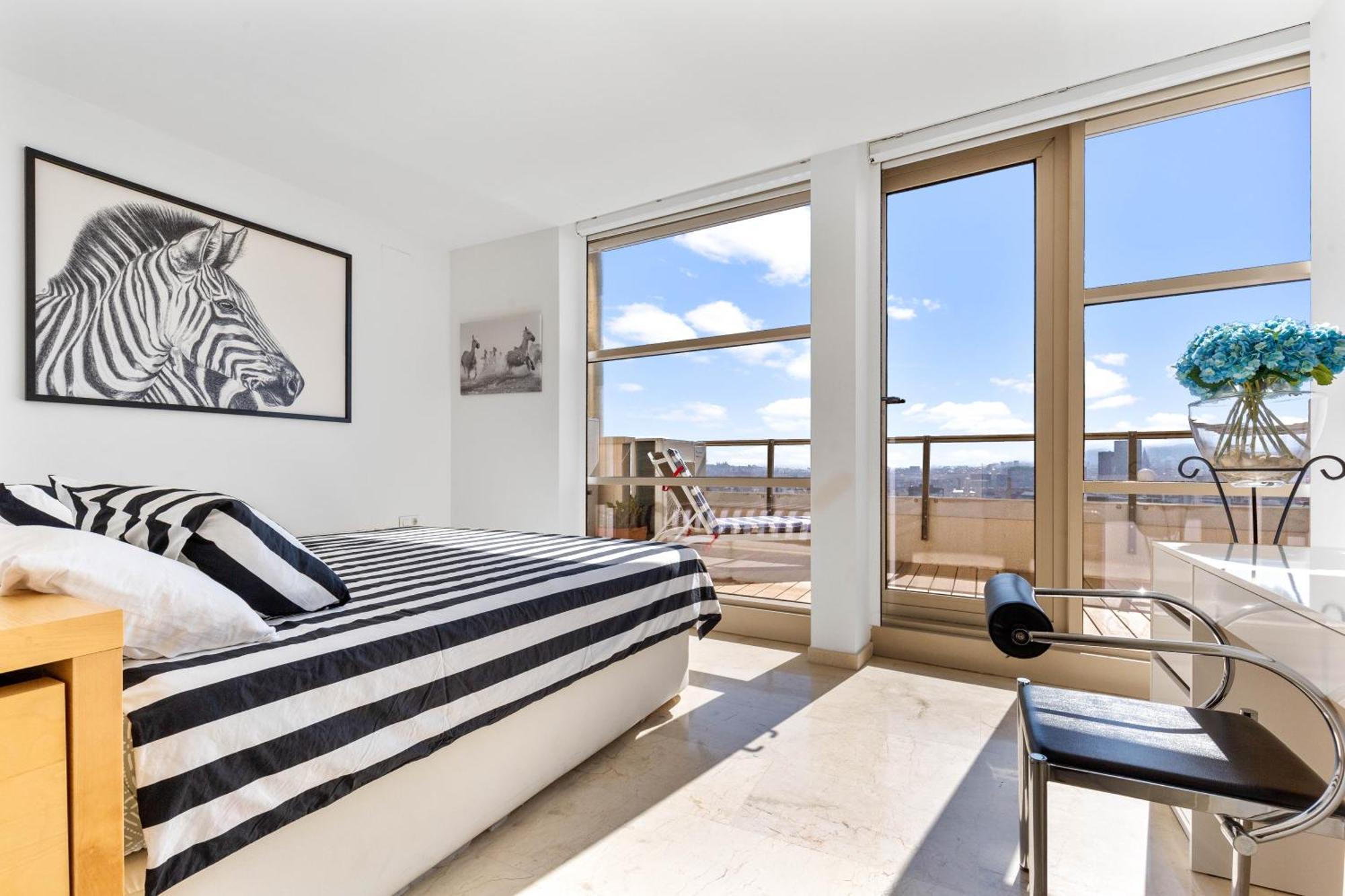 Appartamento Penthouse Duplex With Epic Views